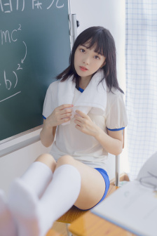 高校教师赤坂丽